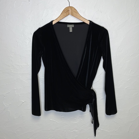 - J.Jill Black Velvet Wrap Style Long Sleeve Shirt - Picture 6 of 6